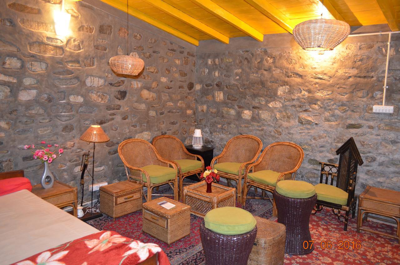 Kafal Resort Nainital Extérieur photo