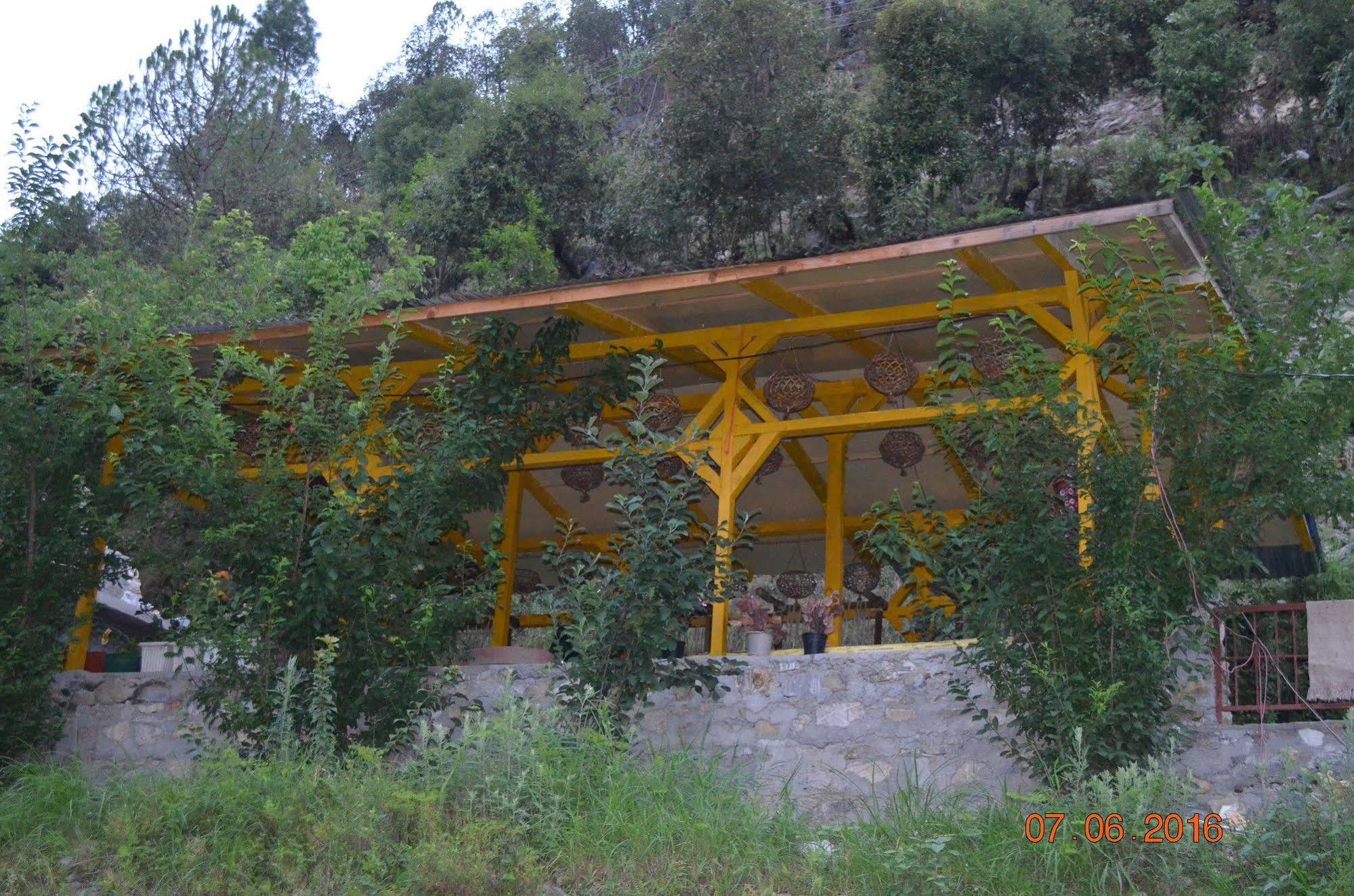 Kafal Resort Nainital Extérieur photo