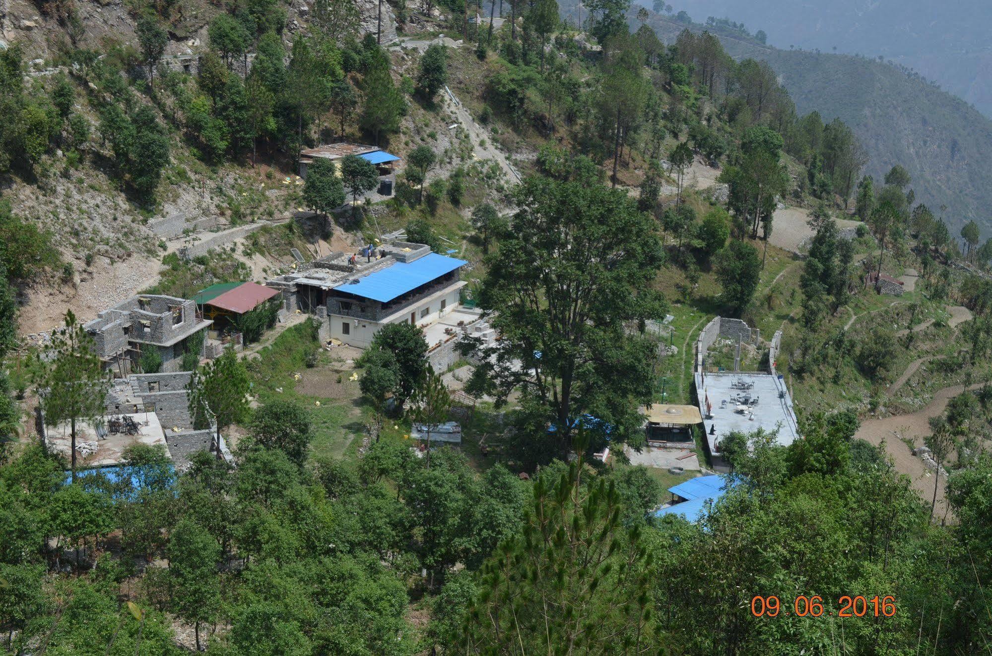 Kafal Resort Nainital Extérieur photo
